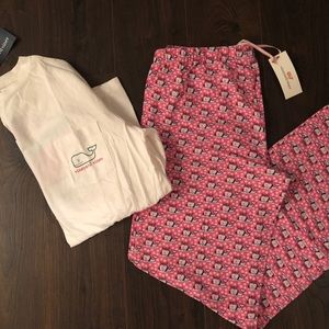 NWT Vineyard Vines Christmas PJs